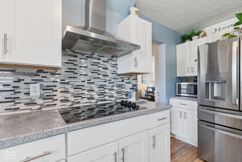 721 Creston Point Circle Indianapolis IN 46239