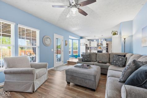 721 Creston Point Circle Indianapolis IN 46239