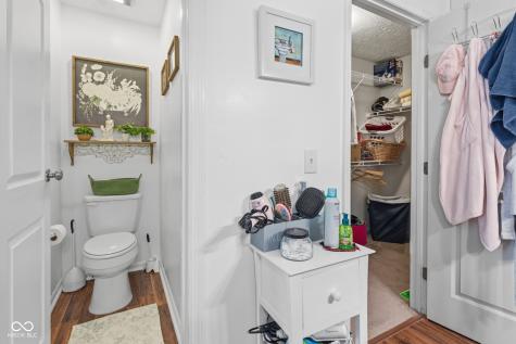 721 Creston Point Circle Indianapolis IN 46239