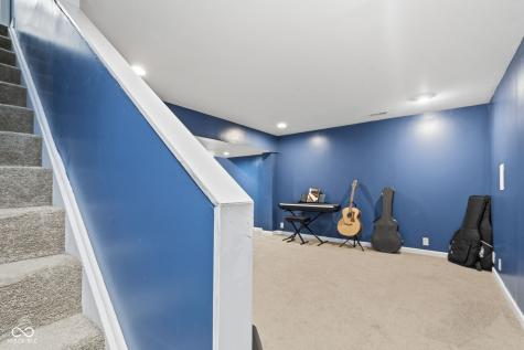 721 Creston Point Circle Indianapolis IN 46239