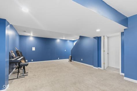 721 Creston Point Circle Indianapolis IN 46239