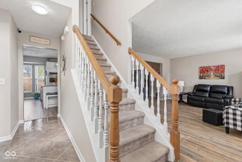 721 Creston Point Circle Indianapolis IN 46239