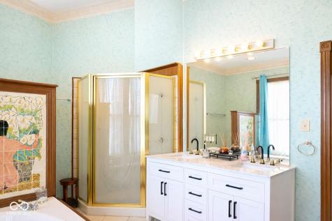 239 E 11th Street Indianapolis IN 46202
