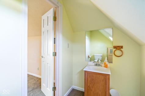 239 E 11th Street Indianapolis IN 46202