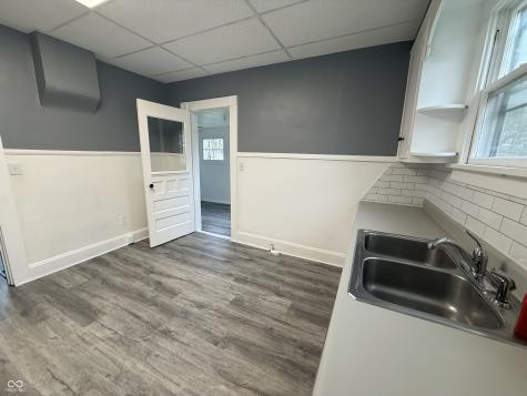 52 N Hinman Street Columbus IN 47201