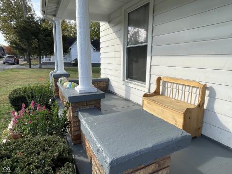 52 N Hinman Street Columbus IN 47201