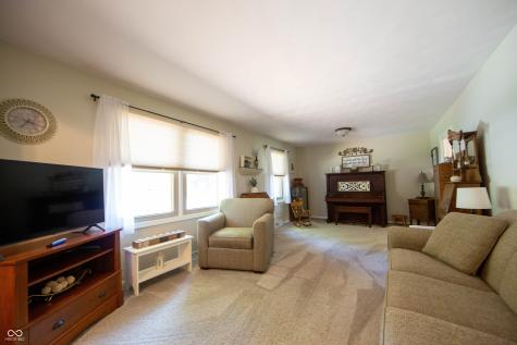 4362 Southway Road Greenwood IN 46142