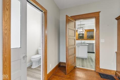 818 Sycamore Street Columbus IN 47201