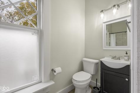 818 Sycamore Street Columbus IN 47201