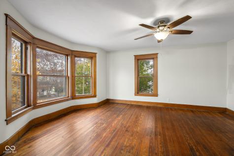 818 Sycamore Street Columbus IN 47201