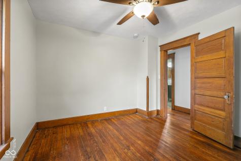 818 Sycamore Street Columbus IN 47201