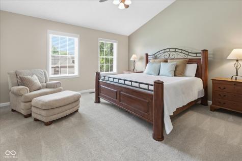 9070 Iris Lane Zionsville IN 46077