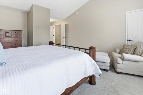 9070 Iris Lane Zionsville IN 46077
