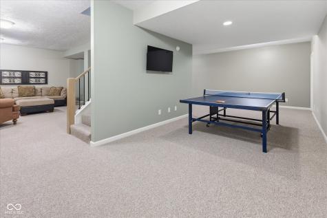 9070 Iris Lane Zionsville IN 46077