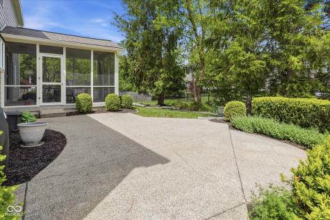9070 Iris Lane Zionsville IN 46077
