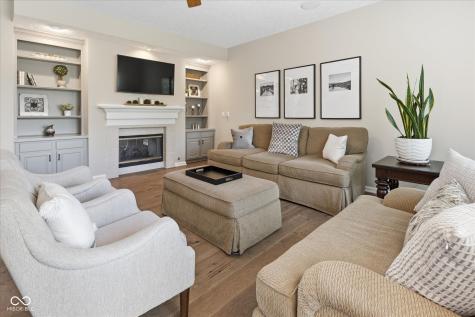9070 Iris Lane Zionsville IN 46077