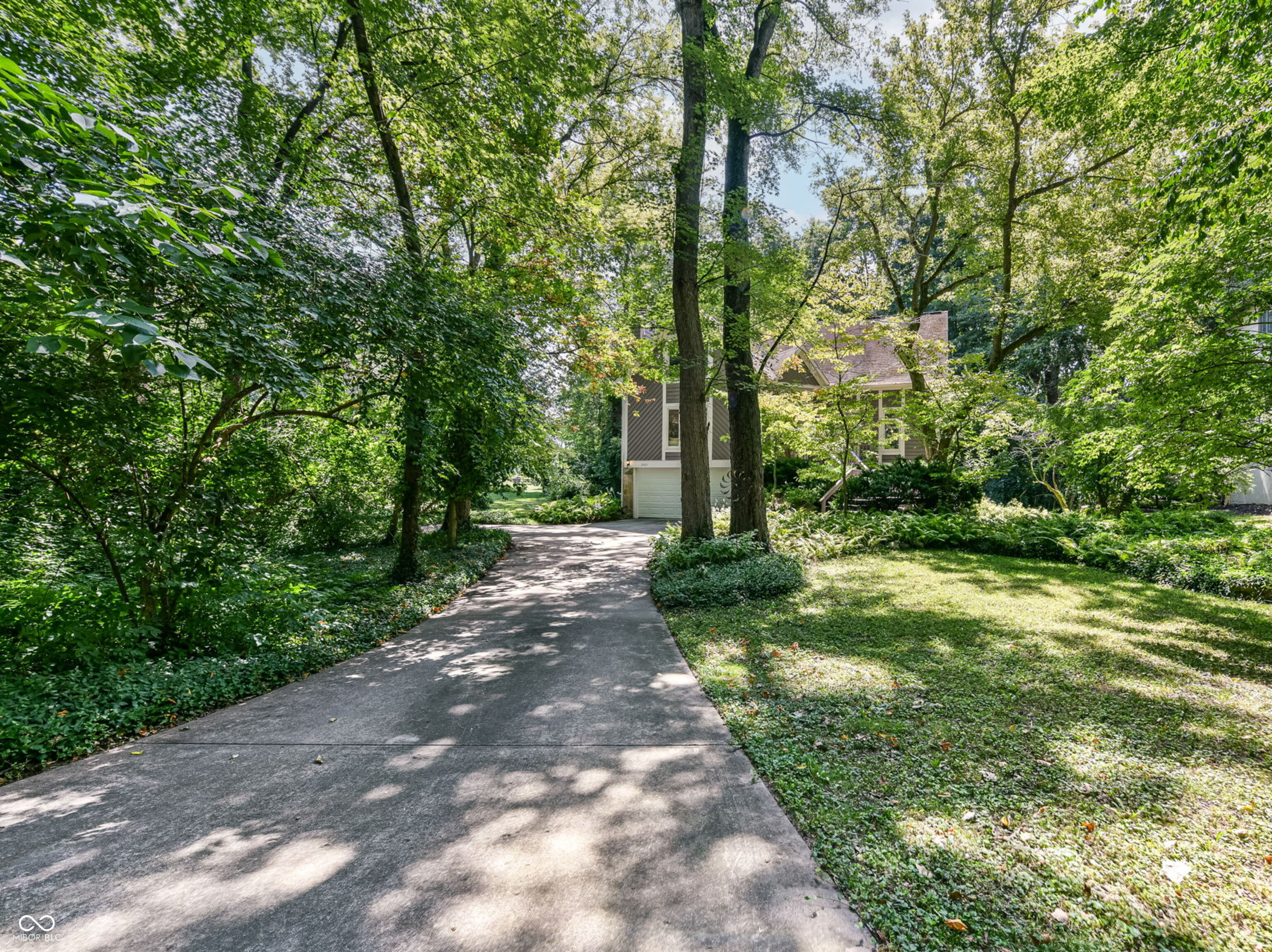 2007 Beach Avenue Indianapolis IN 46240