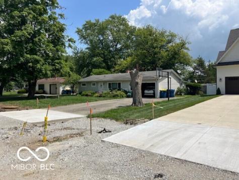 925 W Auman Drive Carmel IN 46032