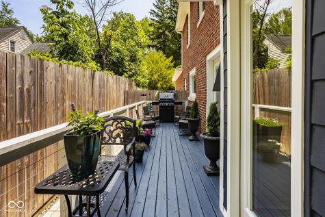 654 E 79th Street Indianapolis IN 46240