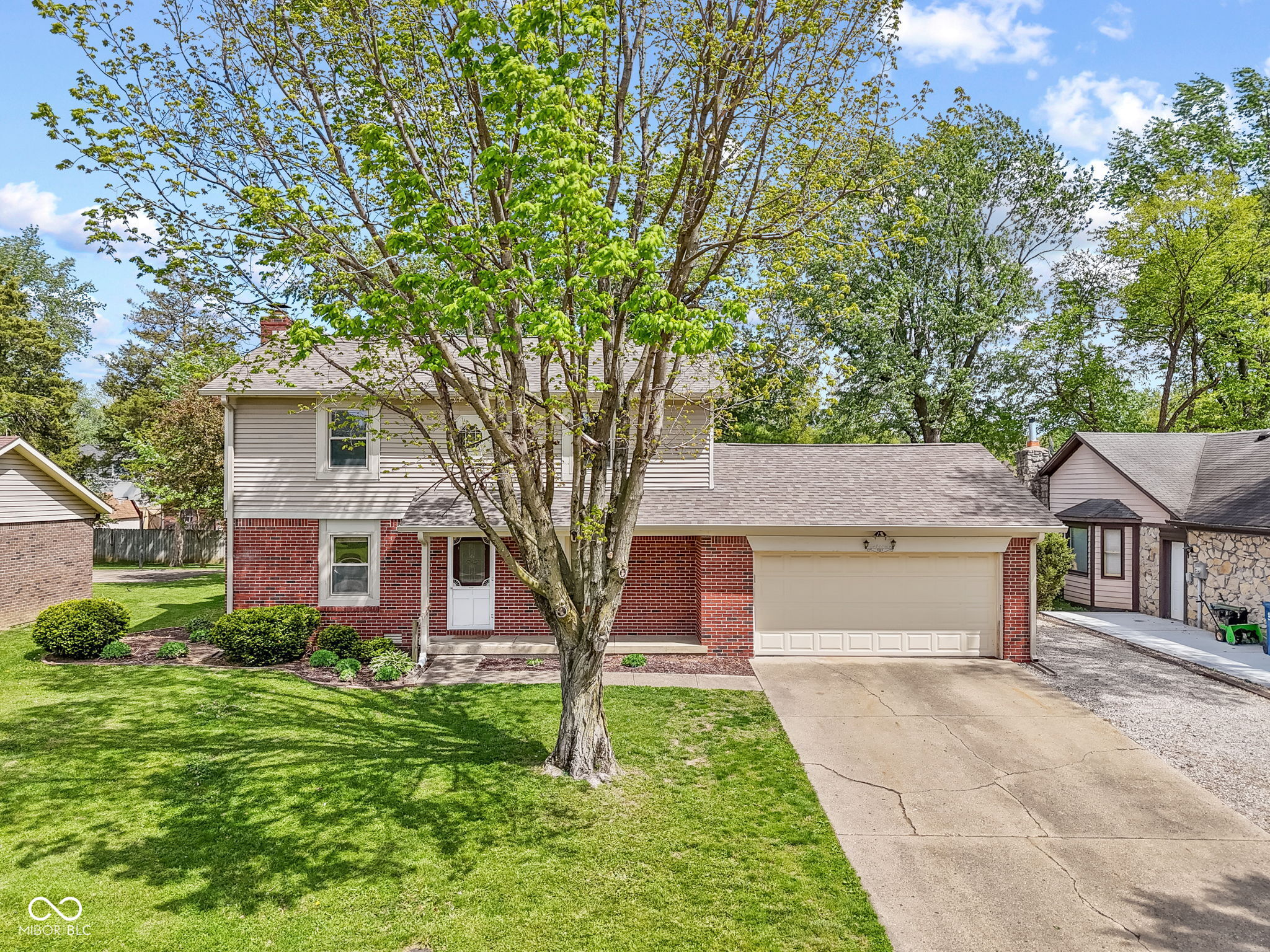 725 Summitcrest Drive Indianapolis IN 46241