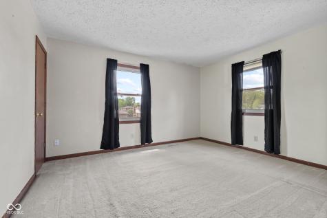 725 Summitcrest Drive Indianapolis IN 46241