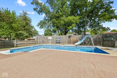 725 Summitcrest Drive Indianapolis IN 46241