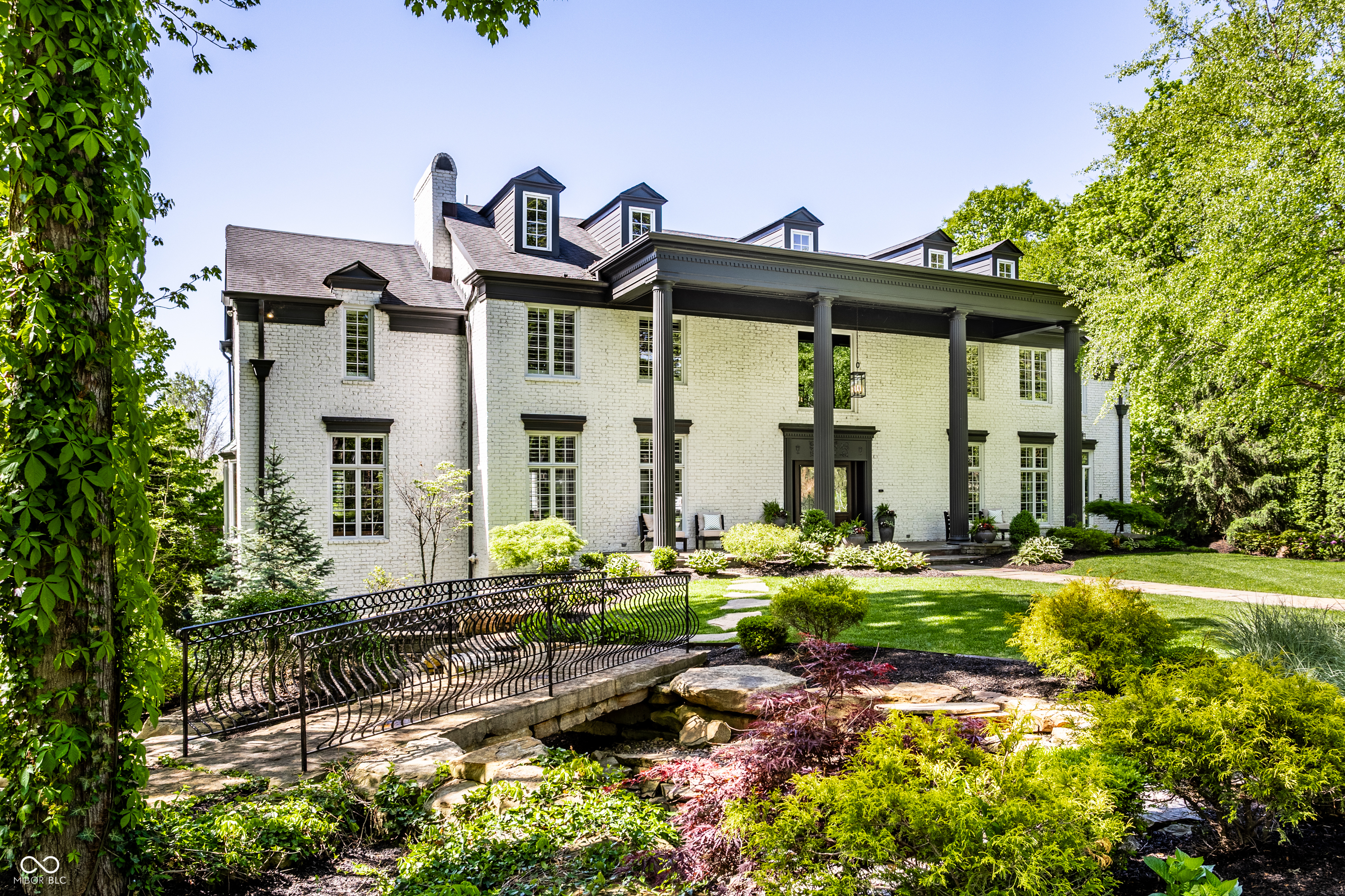 7779 Ridge Road Indianapolis IN 46240
