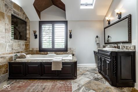 7779 Ridge Road Indianapolis IN 46240