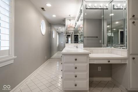 7779 Ridge Road Indianapolis IN 46240