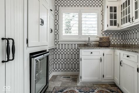 7779 Ridge Road Indianapolis IN 46240