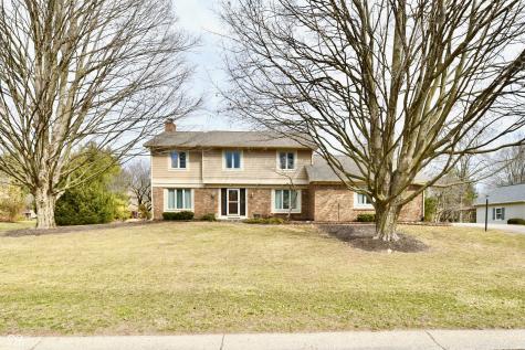 1120 Williamsburg Lane Zionsville IN 46077