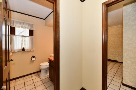 1120 Williamsburg Lane Zionsville IN 46077