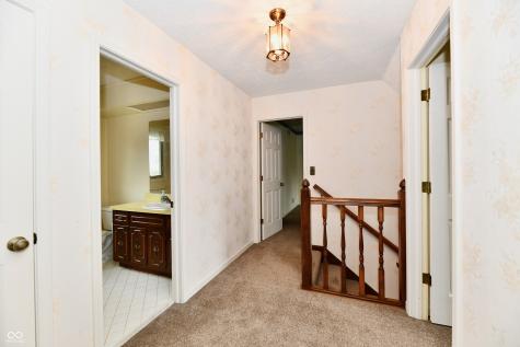 1120 Williamsburg Lane Zionsville IN 46077