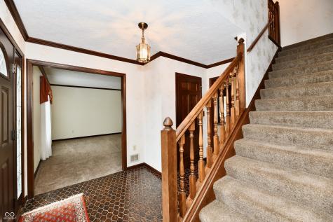 1120 Williamsburg Lane Zionsville IN 46077