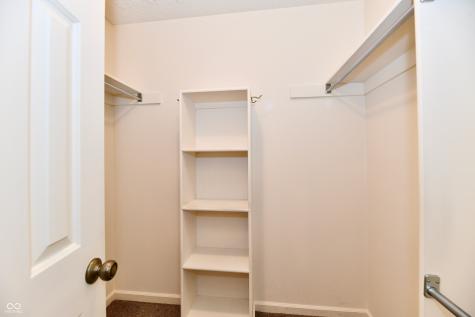 1120 Williamsburg Lane Zionsville IN 46077