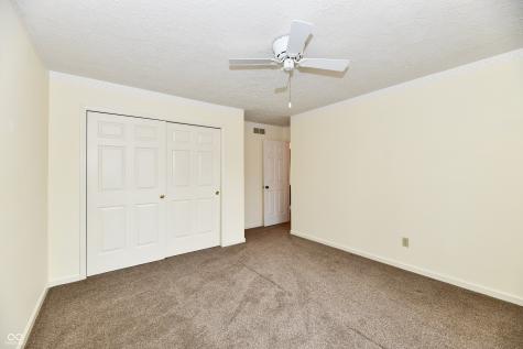 1120 Williamsburg Lane Zionsville IN 46077