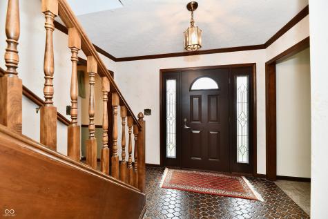 1120 Williamsburg Lane Zionsville IN 46077