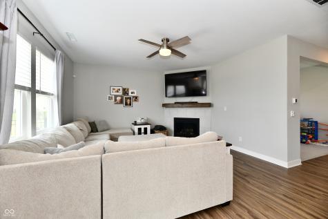 31 Hollister Way Cicero IN 46034