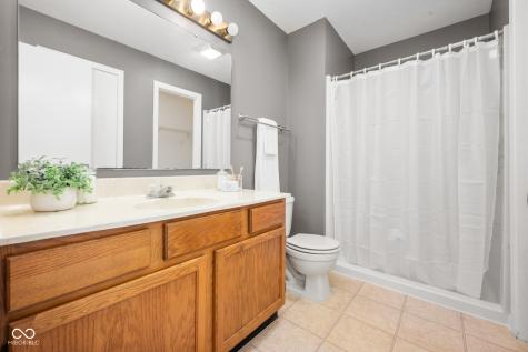 12123 Bearsdale Drive Indianapolis IN 46235