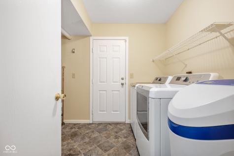 12123 Bearsdale Drive Indianapolis IN 46235