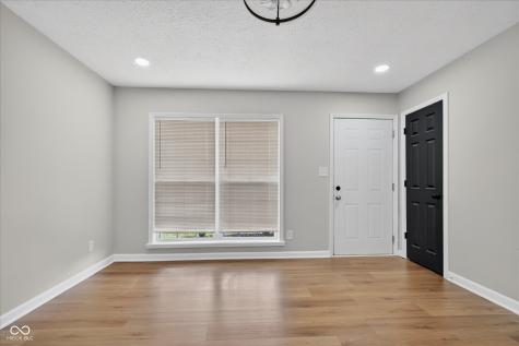 5249 Straw Hat Drive Indianapolis IN 46237