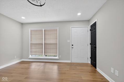 5249 Straw Hat Drive Indianapolis IN 46237