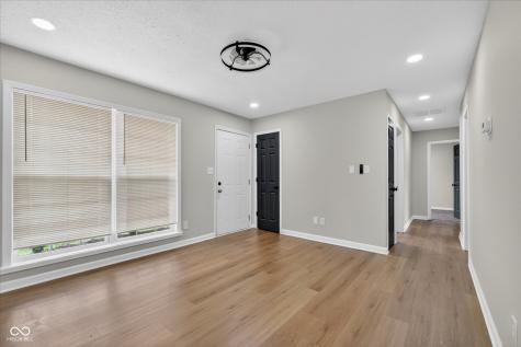 5249 Straw Hat Drive Indianapolis IN 46237