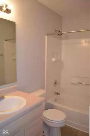 5044 Hodson Drive Indianapolis IN 46241