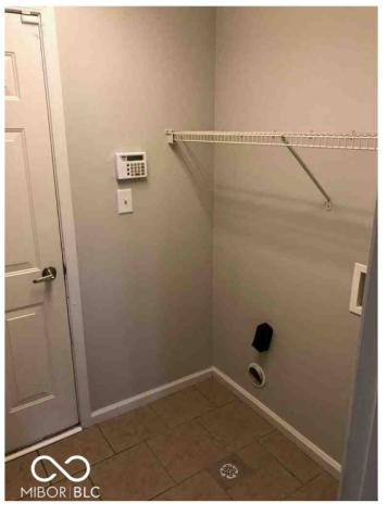 5044 Hodson Drive Indianapolis IN 46241