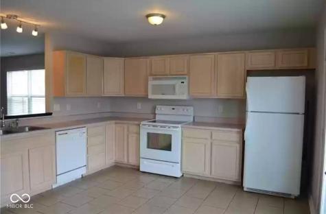5044 Hodson Drive Indianapolis IN 46241