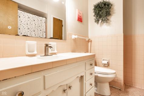 7133 N Tuxedo Street Indianapolis IN 46240