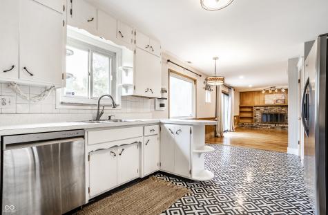 7133 N Tuxedo Street Indianapolis IN 46240