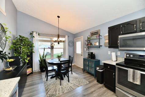 1157 Runningbrook Court Avon IN 46123