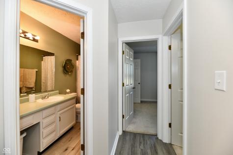 1157 Runningbrook Court Avon IN 46123